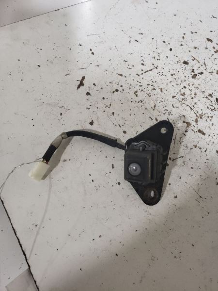 Camera/ Projector Decklid Mounted Fits 2006-2009 PRIUS OEM