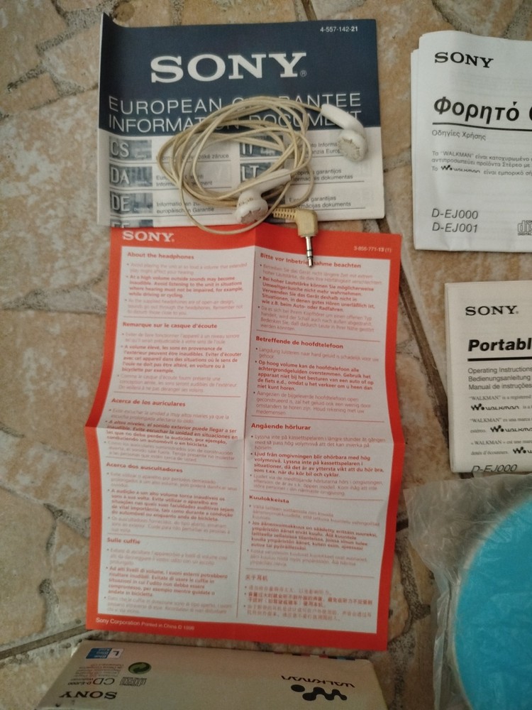 Sony Disc-man D-EJ000 ( Working )