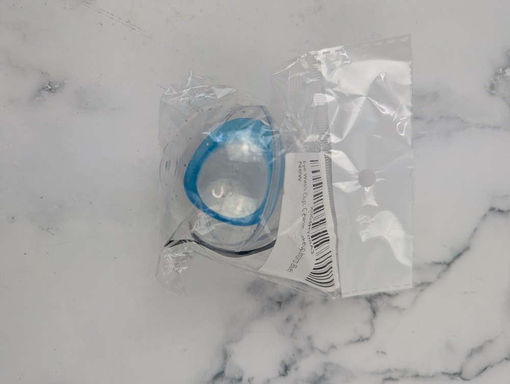 1 Silicone Eye Wash Cup Blue