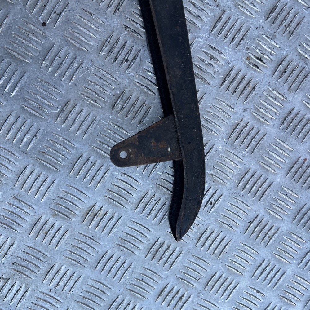 Honda cb125j chain guard