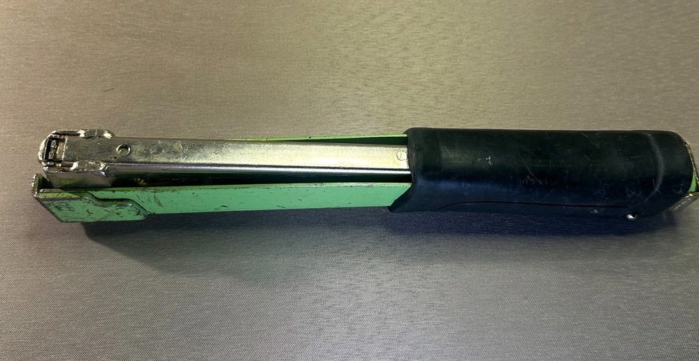 Stinger CH38-2 Cap Hammer Tacker Stapler Roofing Felt Housewrap Tool 2014