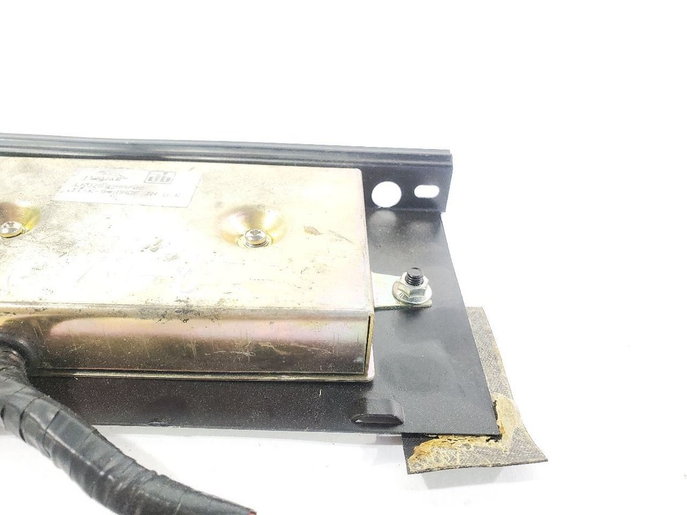 1995 Jaguar XJS OEM lhd7699aa Interface Control