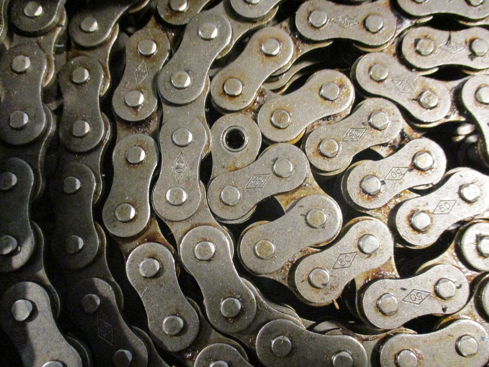 Diamond Heavy Duty Roller Chain 50 With Link Connector 6 Meters