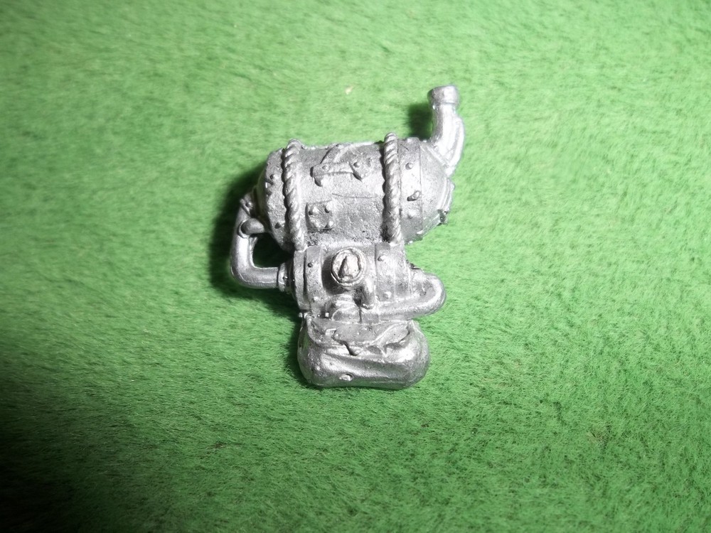 WARHAMMER  SKAVEN  POISONED WIND GLOBADIER BACKPACK