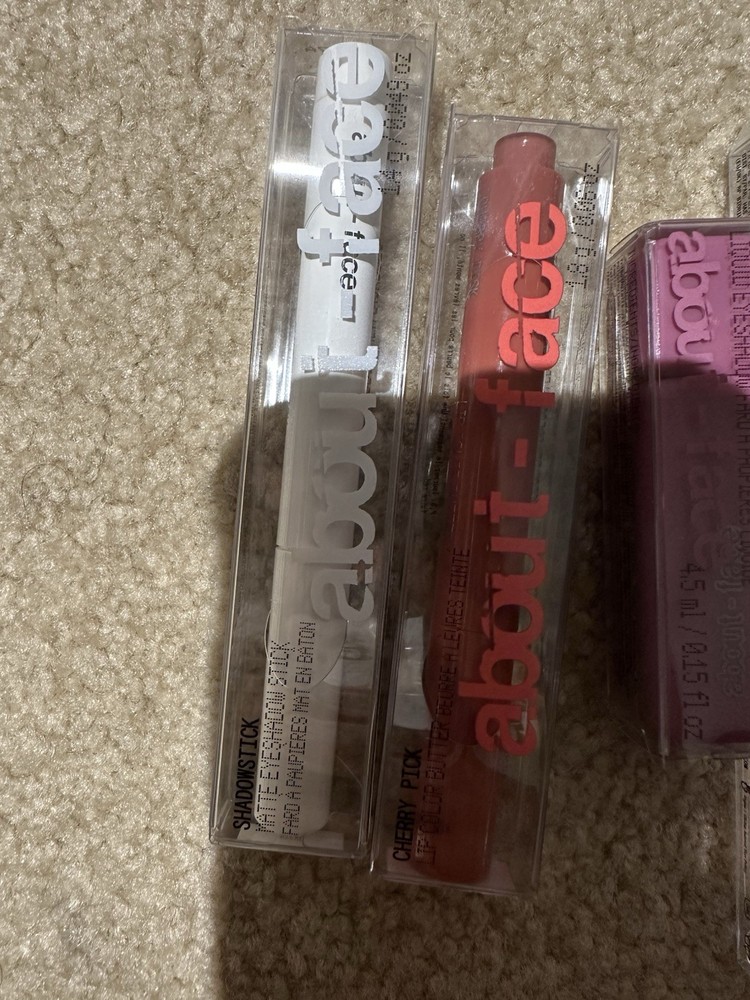 About Face 5 Piece Bundle ( Includes Lip/eye Liner And Eyeshadow )