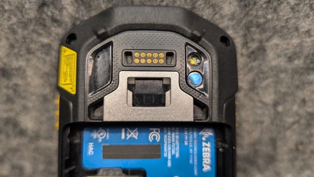 Zebra TC72 TC720L Mobile Barcode Scanner Touch Computer + Trigger Grip, Battery