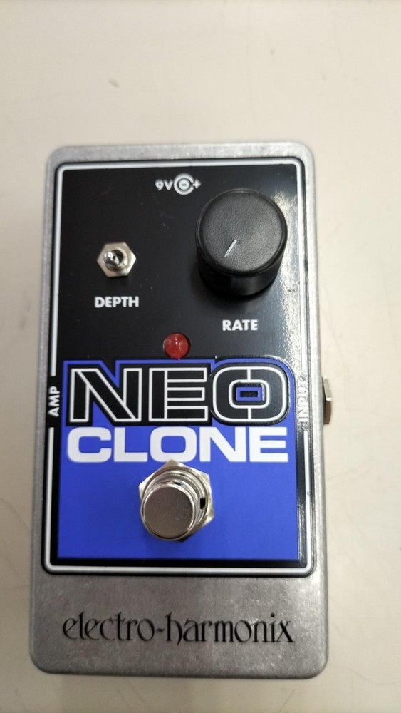 Electro-Harmonix Neo Clone Chorus Guitar Effects Pedal Used