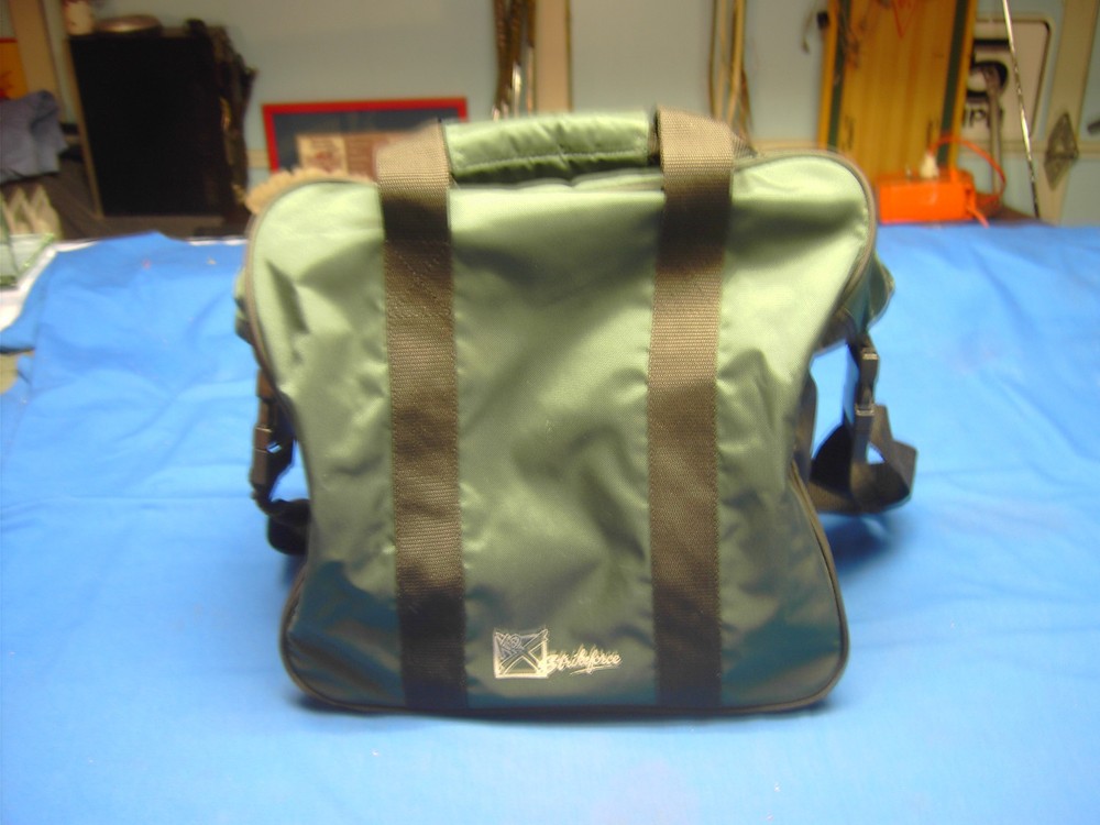 TOOL KIT KR Strikeforce Bowling Bag with Strap