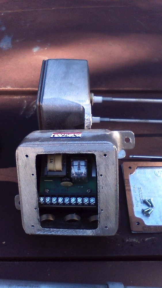 Great Lakes Intruments Model 11 Point Liquid level controller