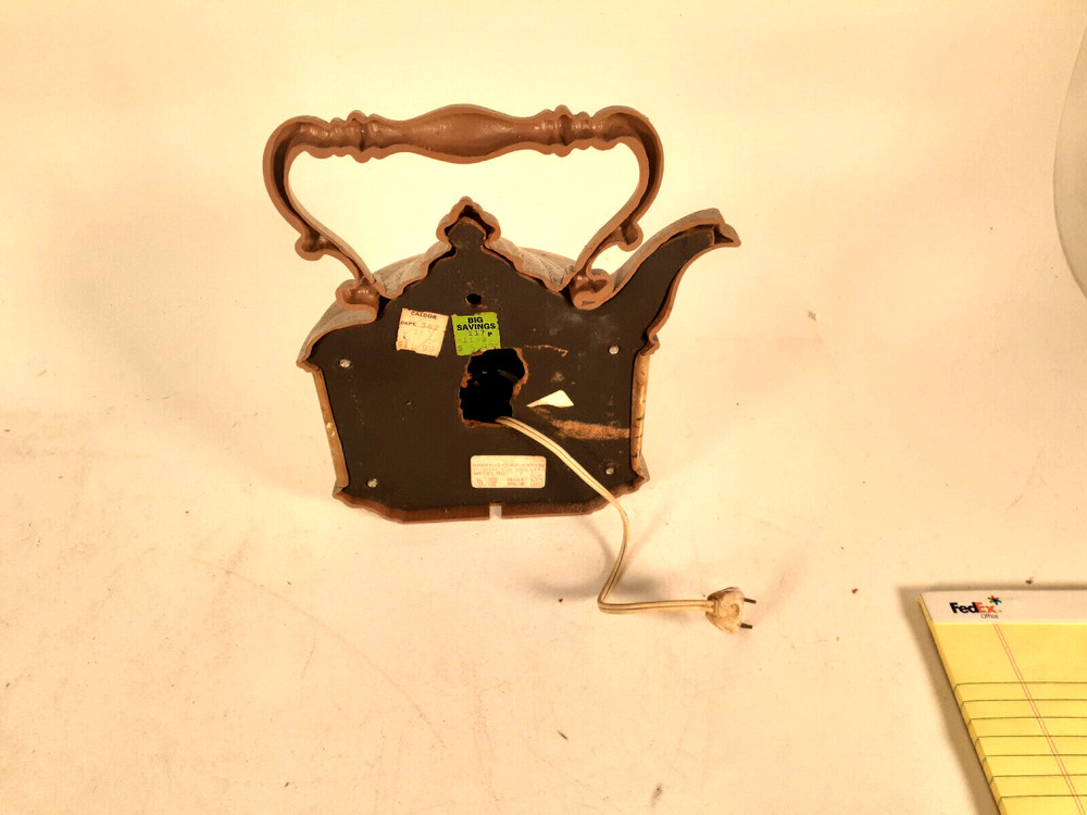 Vintage Spartus Novelty Wall Clock, Tea Kettle Clock, Runs Great