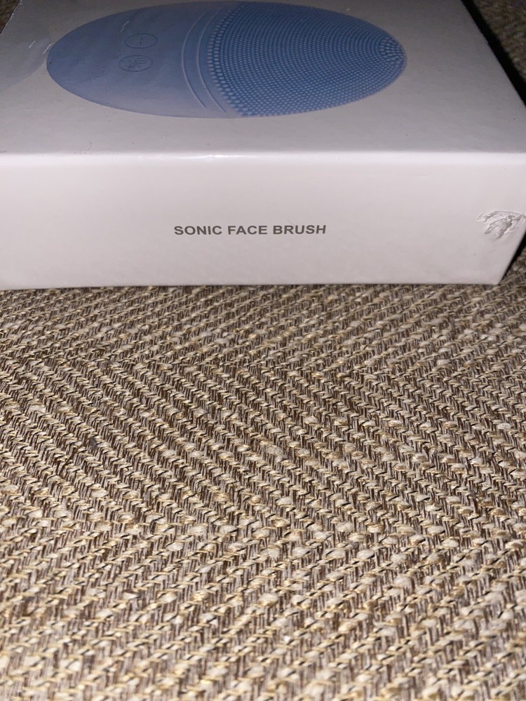 Ezbasics Sonic Face Brush Blue Waterproof Vibrating Deep Cleansing Gentle Exfo