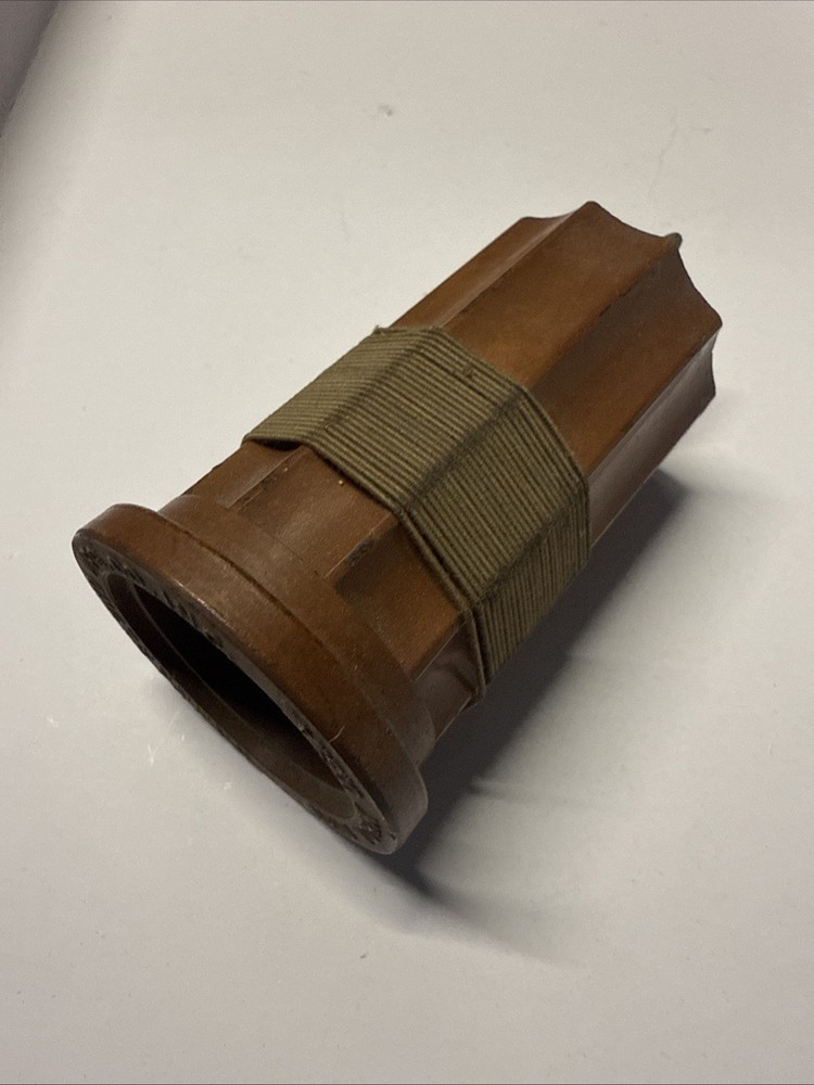 4 pin plug-in coil form by Hammarlund USED