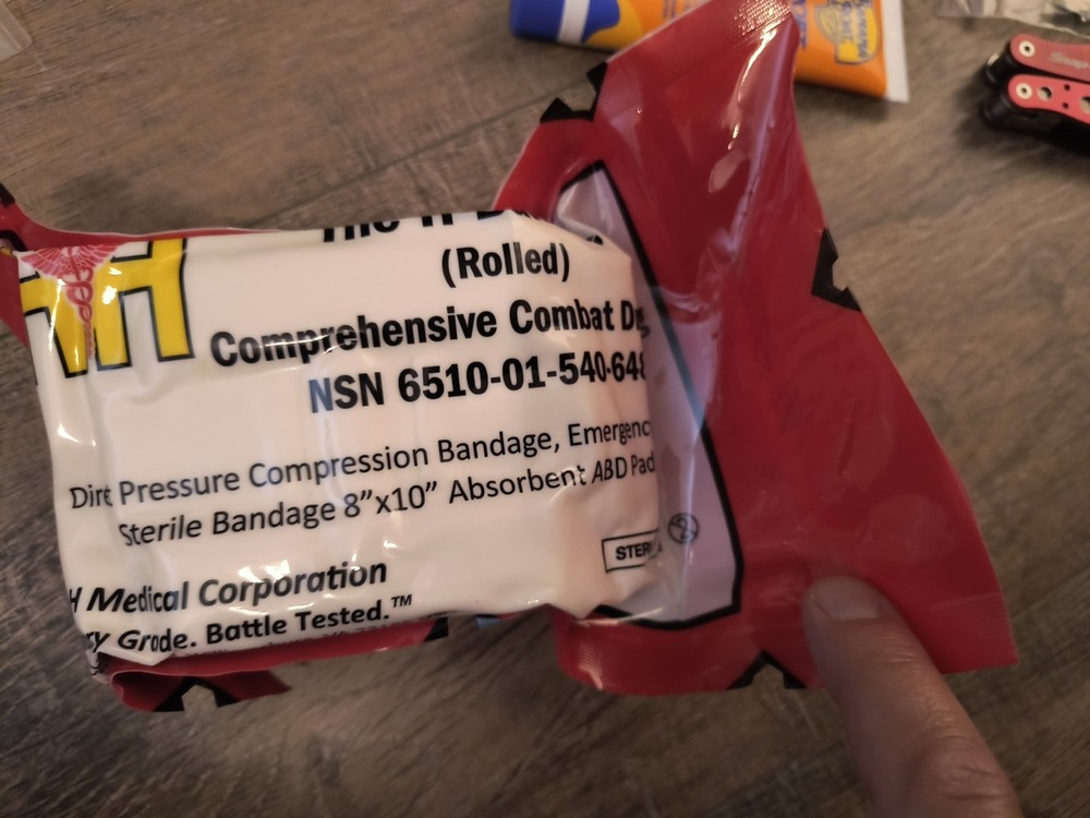 Mini Survival/Hiking Kit