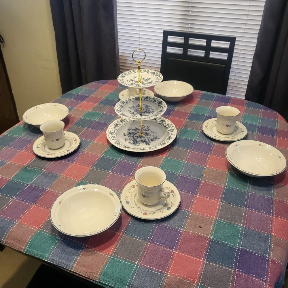 Nikko Ming Tree 3 tier stand