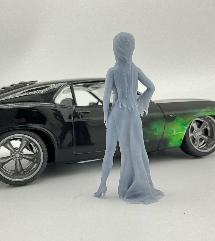 Elvira for Diorama 3D printed 1 piece