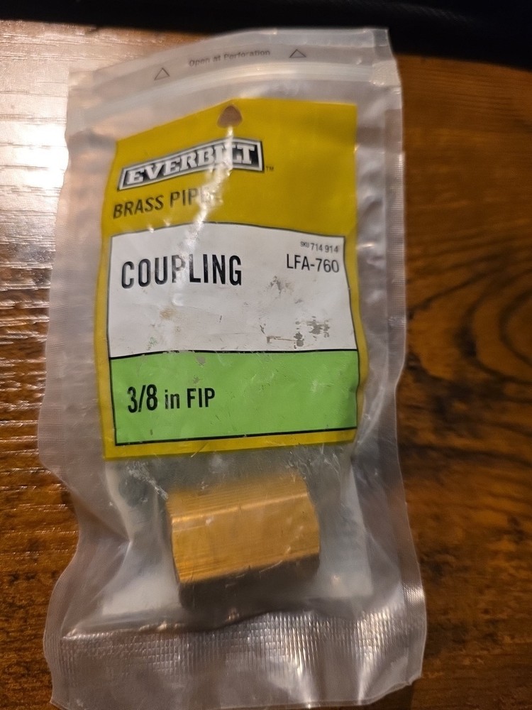 Everbilt Pipe Coupling Brass 3/8" FIP 802109 LFA-760