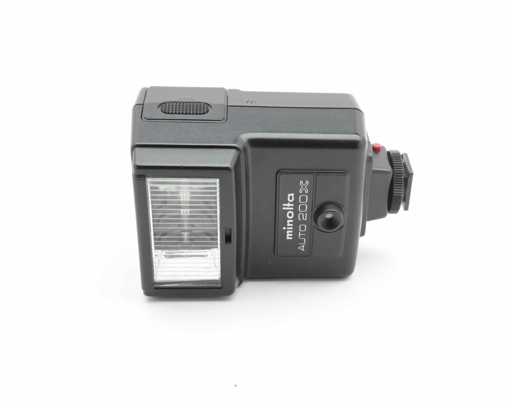Minolta Auto 200X Flash with Case (#20375)