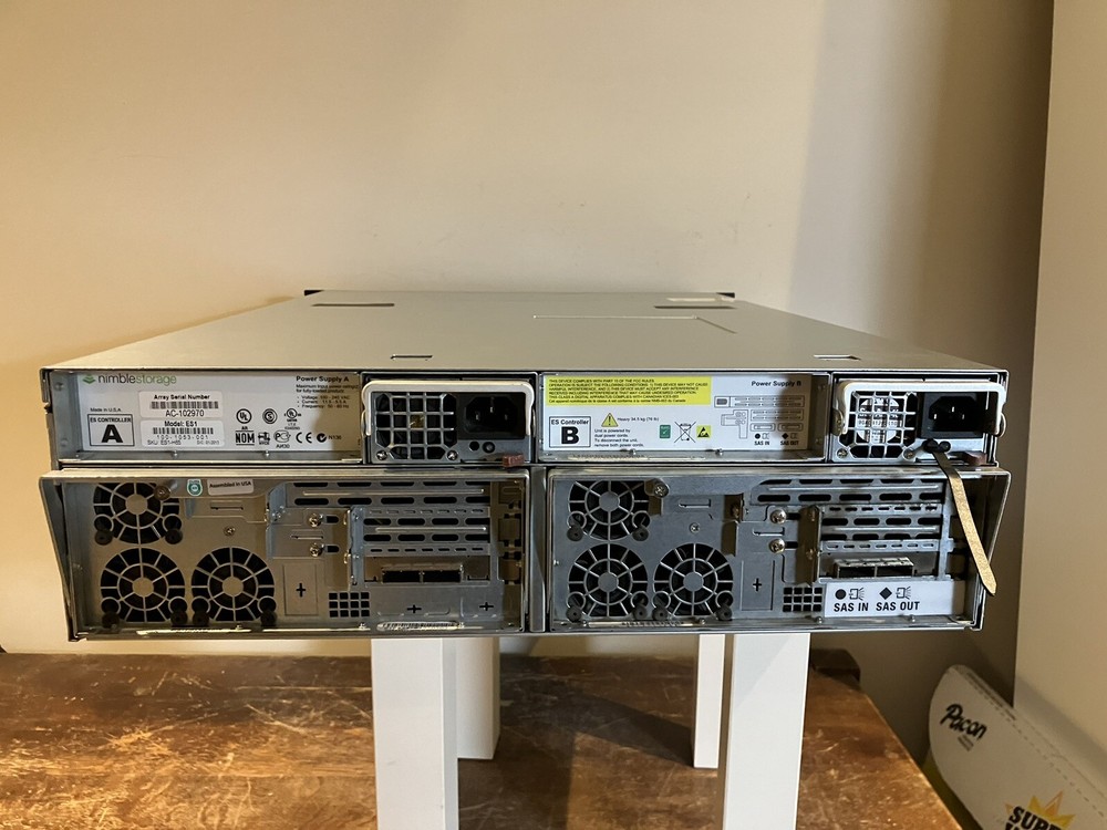 Nimble Storage CS200, CS400, ES1 3U Array, 2x SAS Controllers, 16x 3.5" Bays