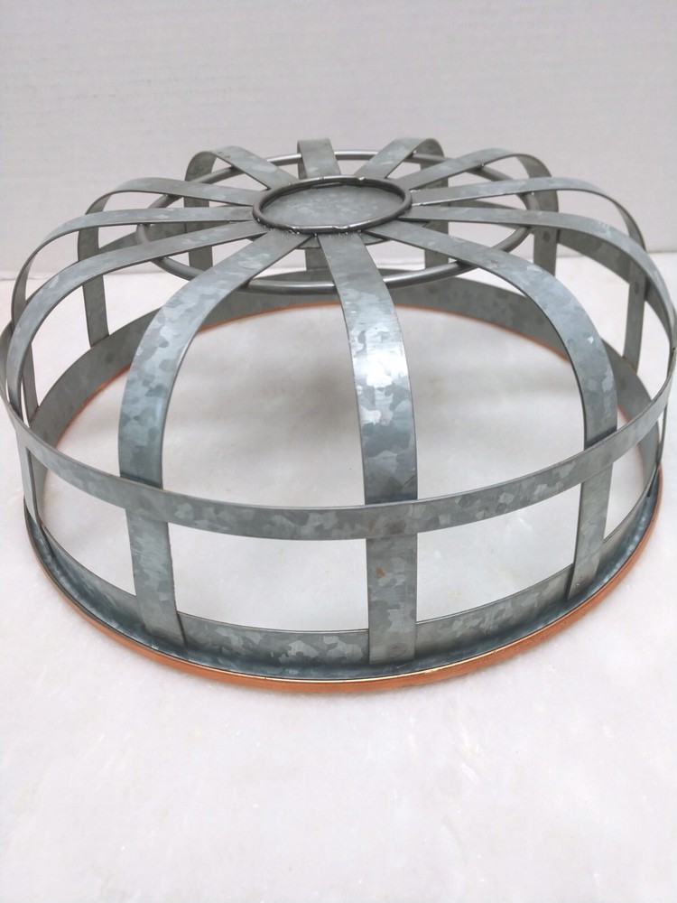 Two Tone Metal Basket