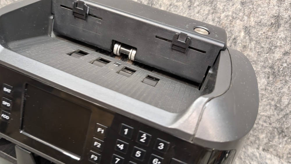 Amrotec X1000 Dollar Bill Counter - Power On