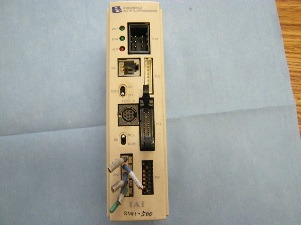 Robo Cylinder / IAI Model: RCA-S-SM Controller. W