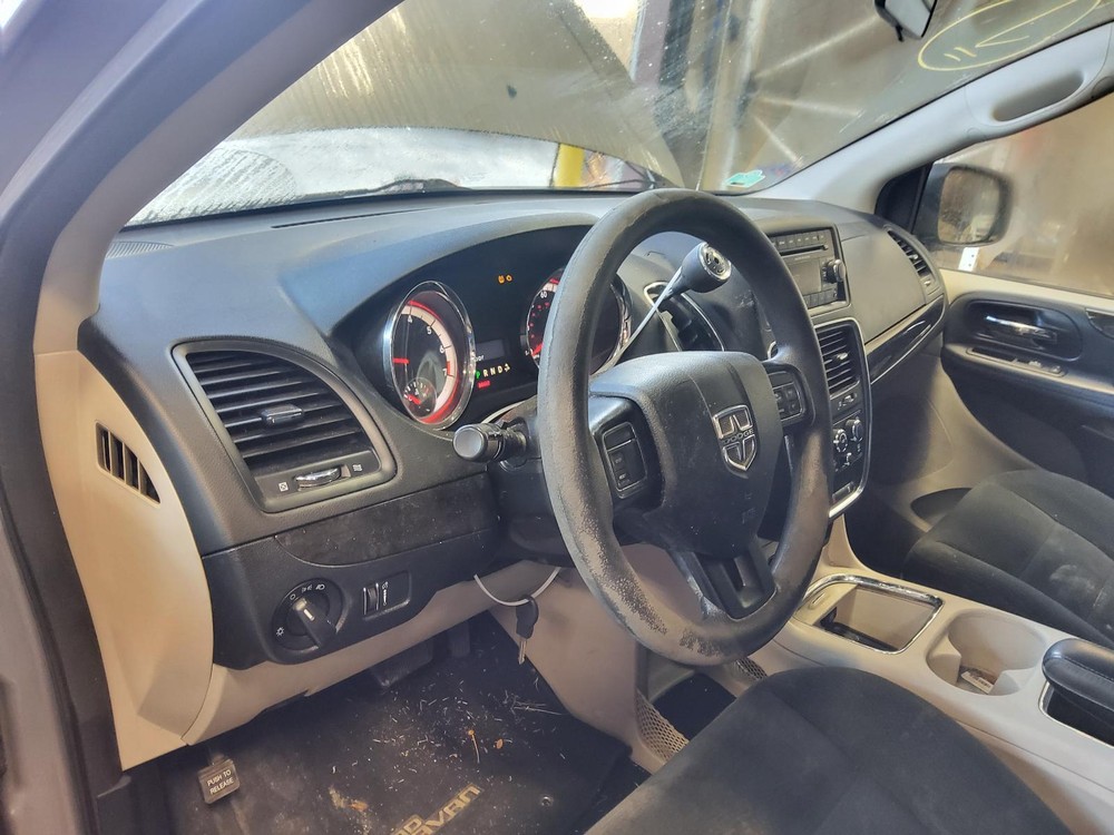 Used A/C Selector Switch fits: 2016 Dodge Caravan AC front dash mounted manual c