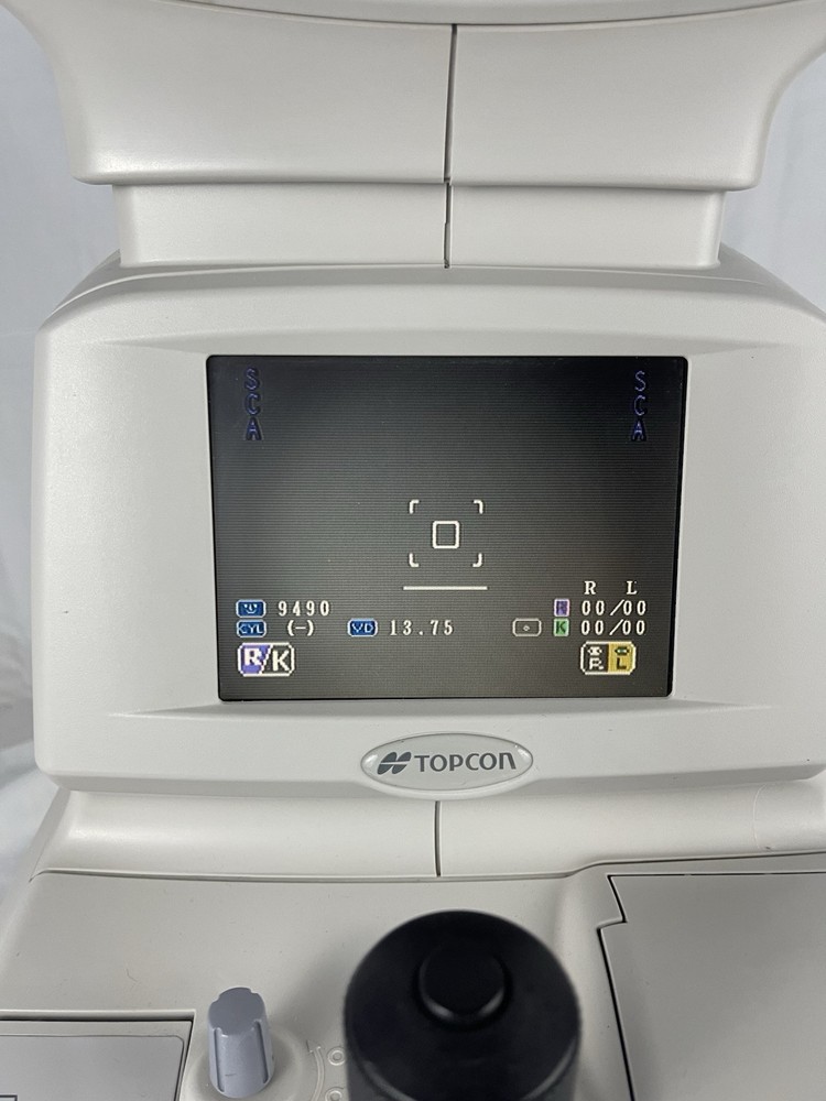 Topcon KR-8900 Autorefractor/Keratometer
