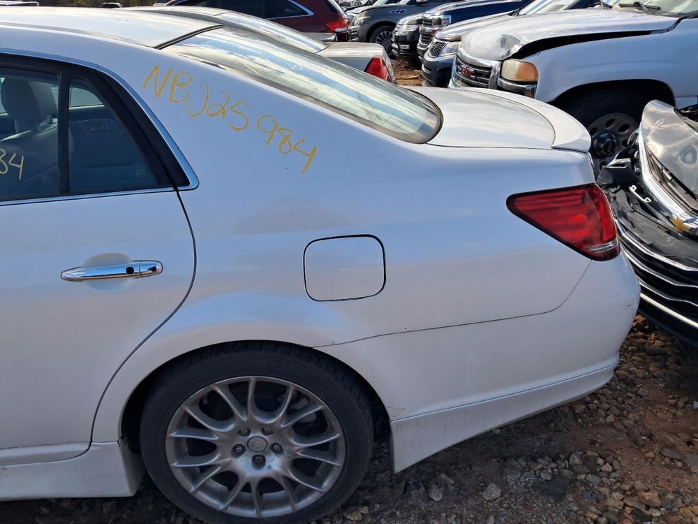Fuse Box Engine Limited Fits 05-10 AVALON 4860833