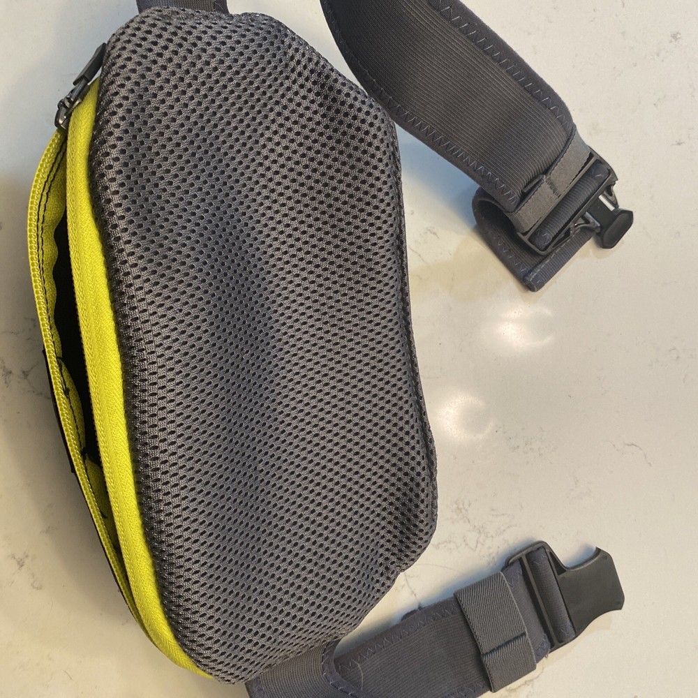 Amphipod Airflow Microstrech Running Belt One Size Black