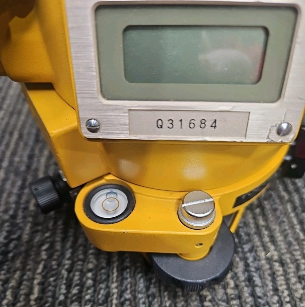Topcon GTS-3B Total Station + Case - READ