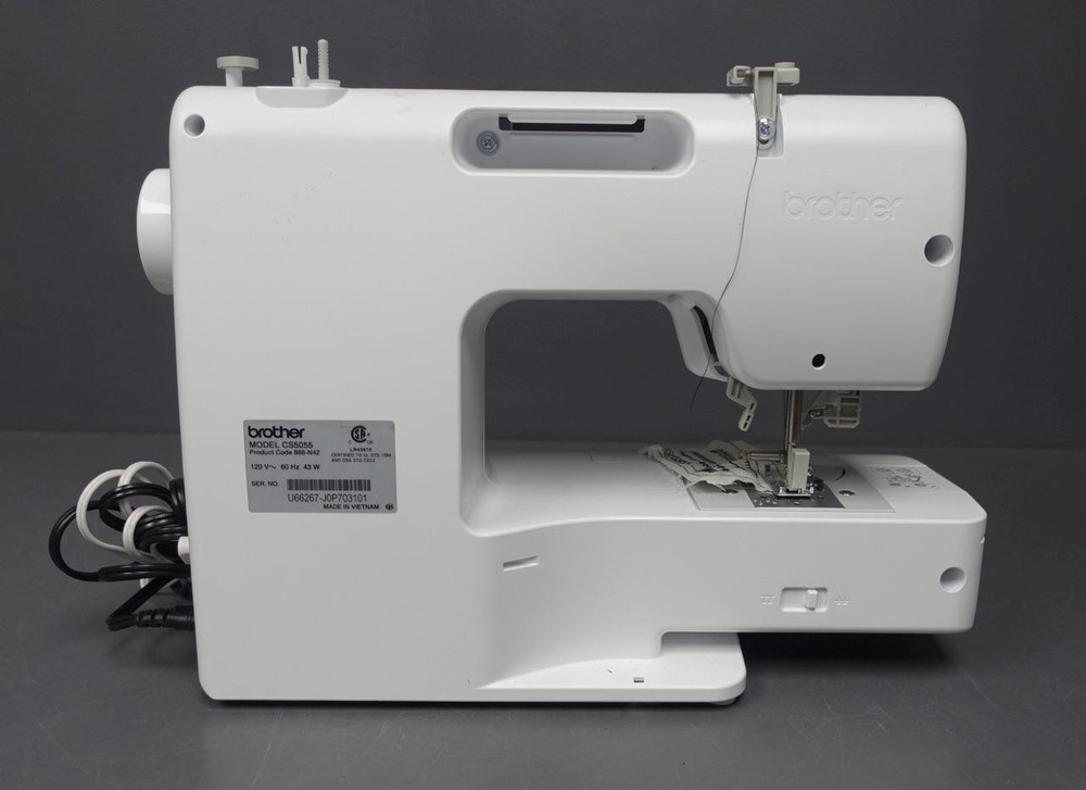 BROTHER CS5055 Computerized Sewing Machine w/ LCD Display 60 Stitches
