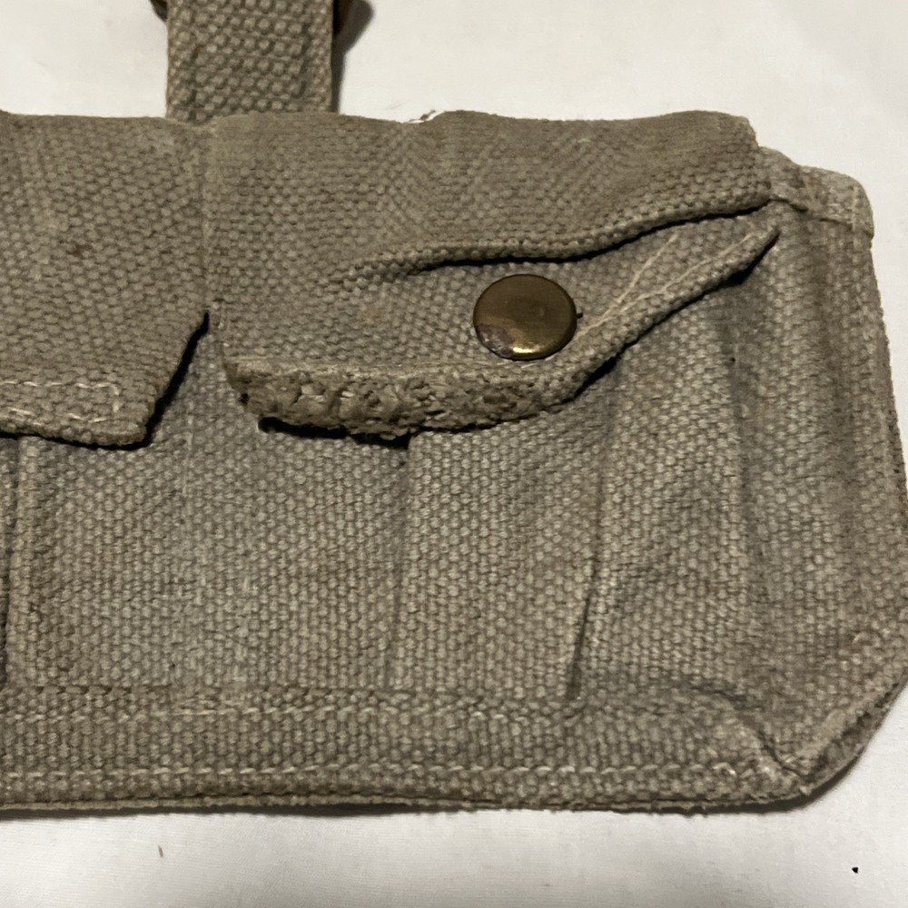 British WW2 Era Army Ammo Pouch