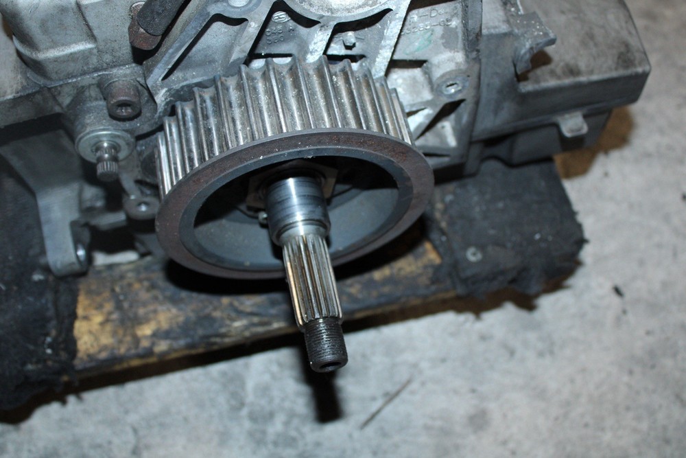 2000-2006 2003 Harley Davidson Touring Road Electra 5 speed Transmission