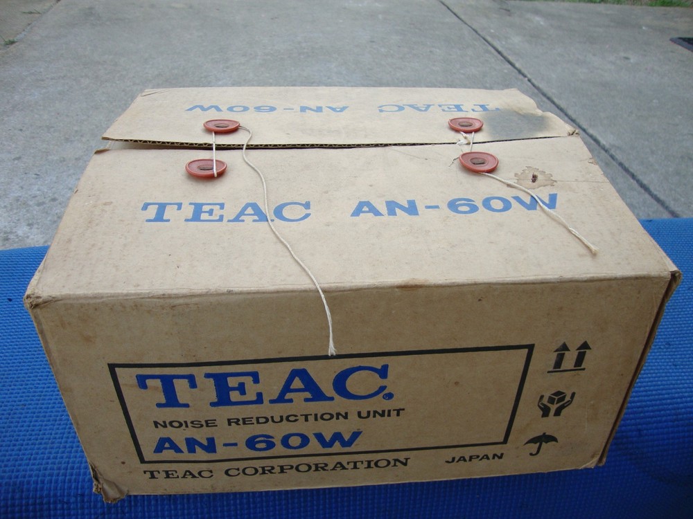 TEAC AN-60 W Noise Reduction Unit - Great condition.