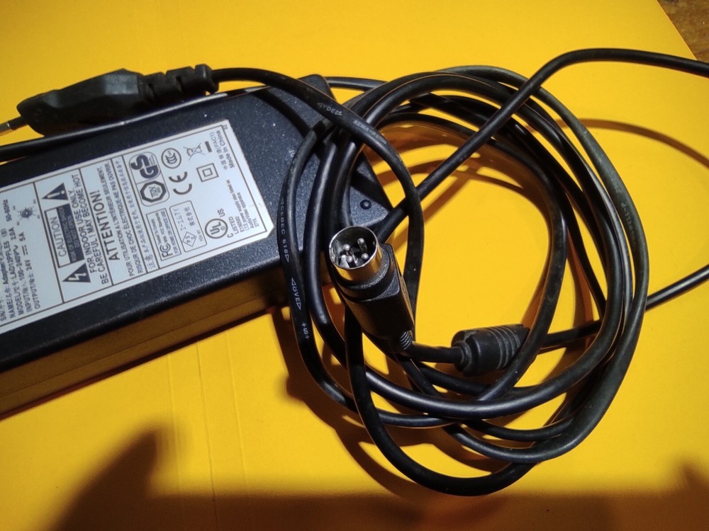 LINEARITY POWER SUPPLY MODEL LAD12PFLE5 - 24VDC 5A