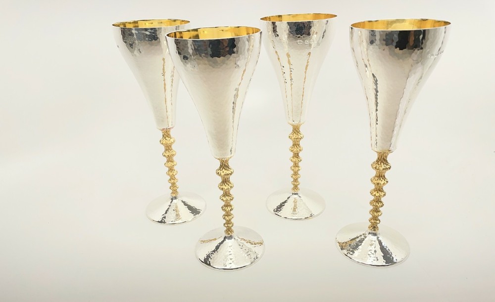 Stuart Devlin Silver & Silver Gilt Gilt Wine goblets 1979 4