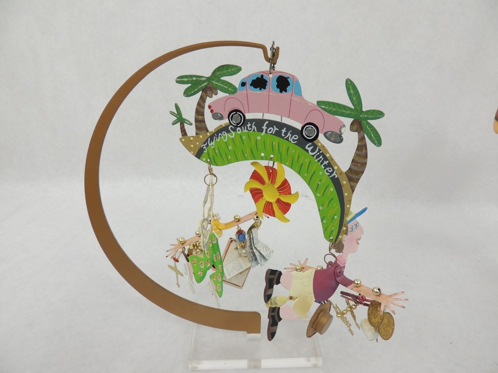 SNOWBIRDS ROSSI HANGING DECOR
