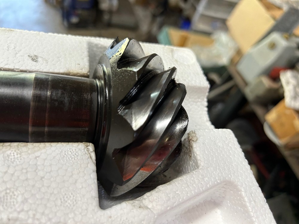 373 12 Bolt Ring and Pinion Perfect Condition