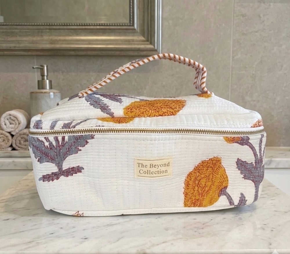 NWOT Quilted Laptop Case