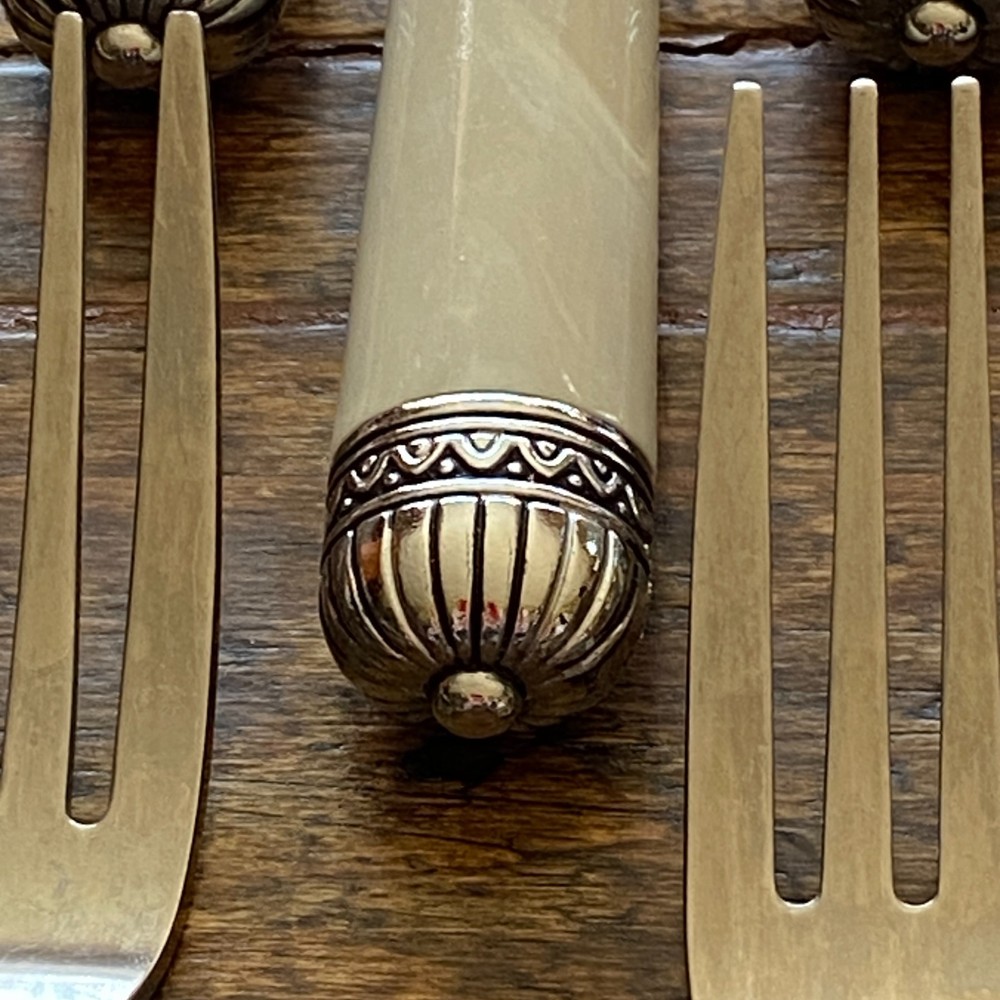 Cambridge Stainless Steel Flatware Cabaret Ivory Marbled Plastic Handle 30 PCS