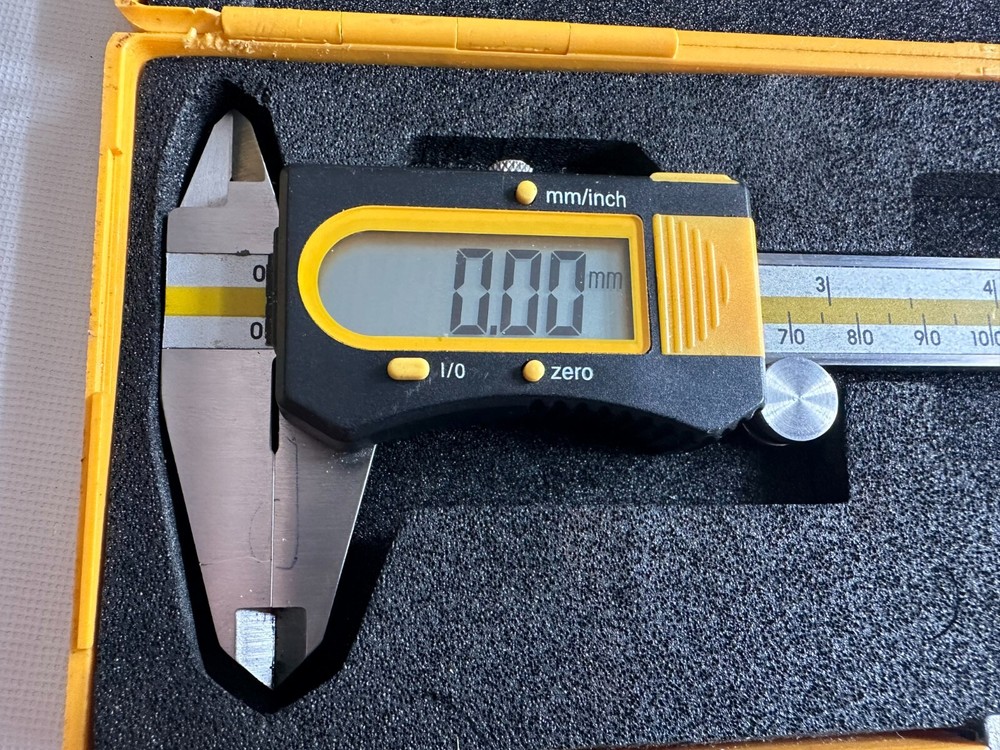 Asimeto 6 Inch Digital Caliper