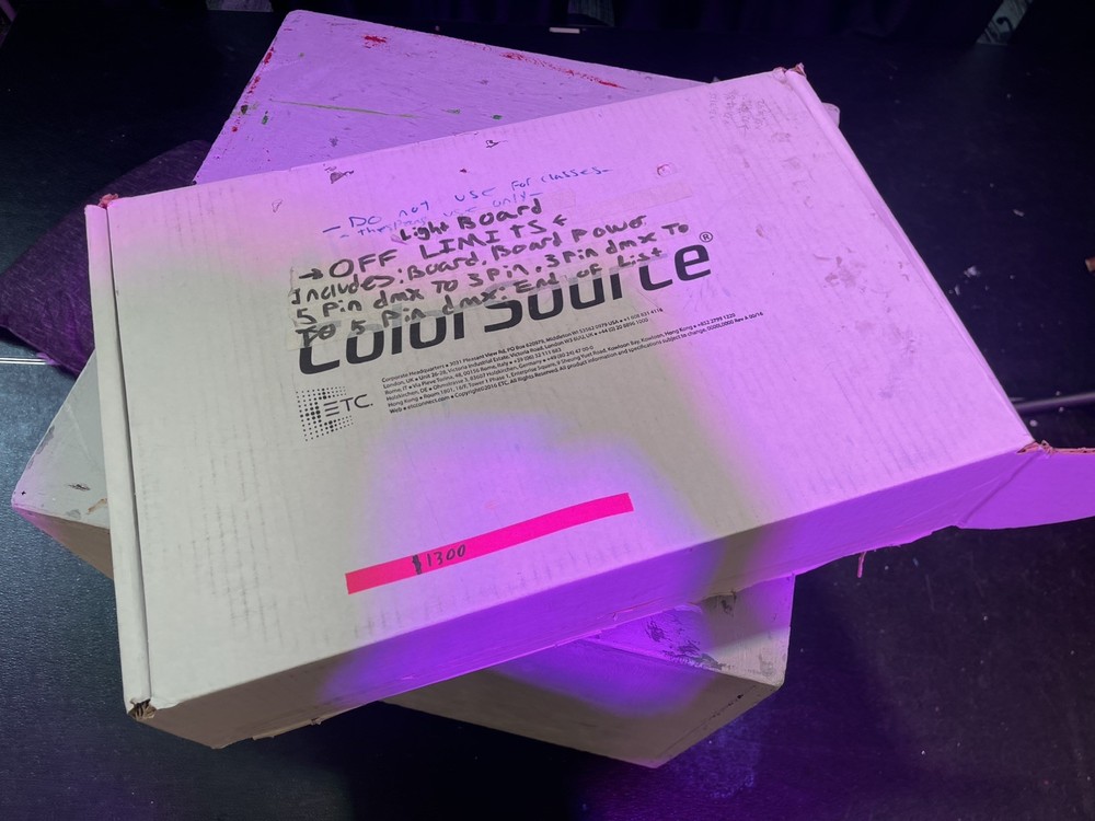 ETC COLORSOURCE 20 DMX LIGHTING CONTROL CONSOLE CG01WMM