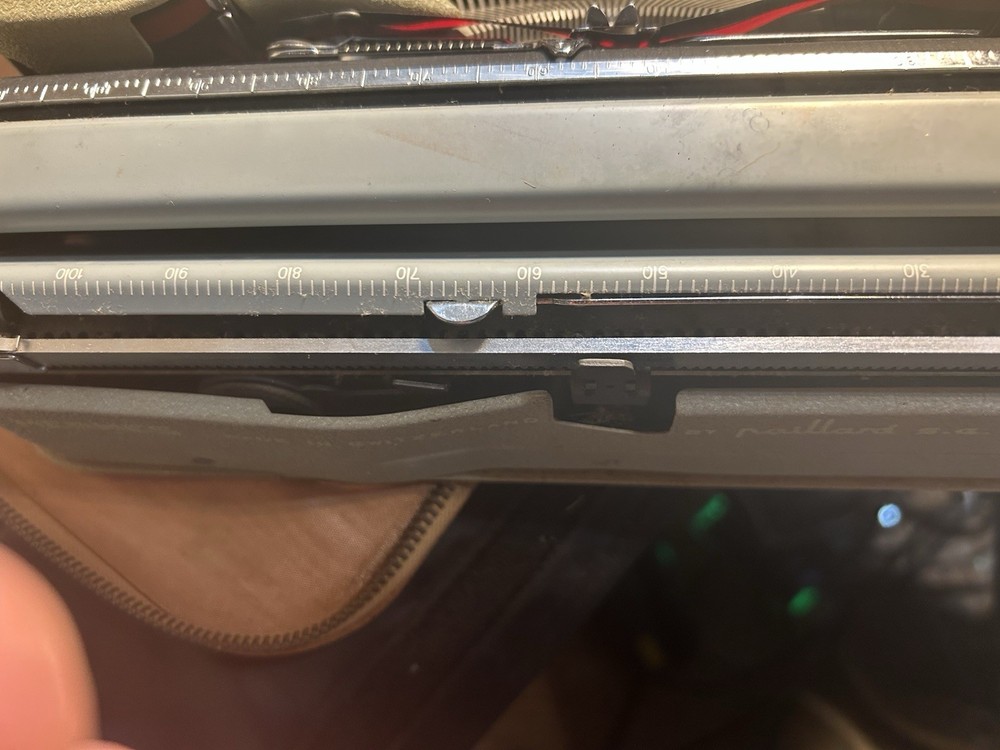 Hermes Rocket typewriter Portable Green