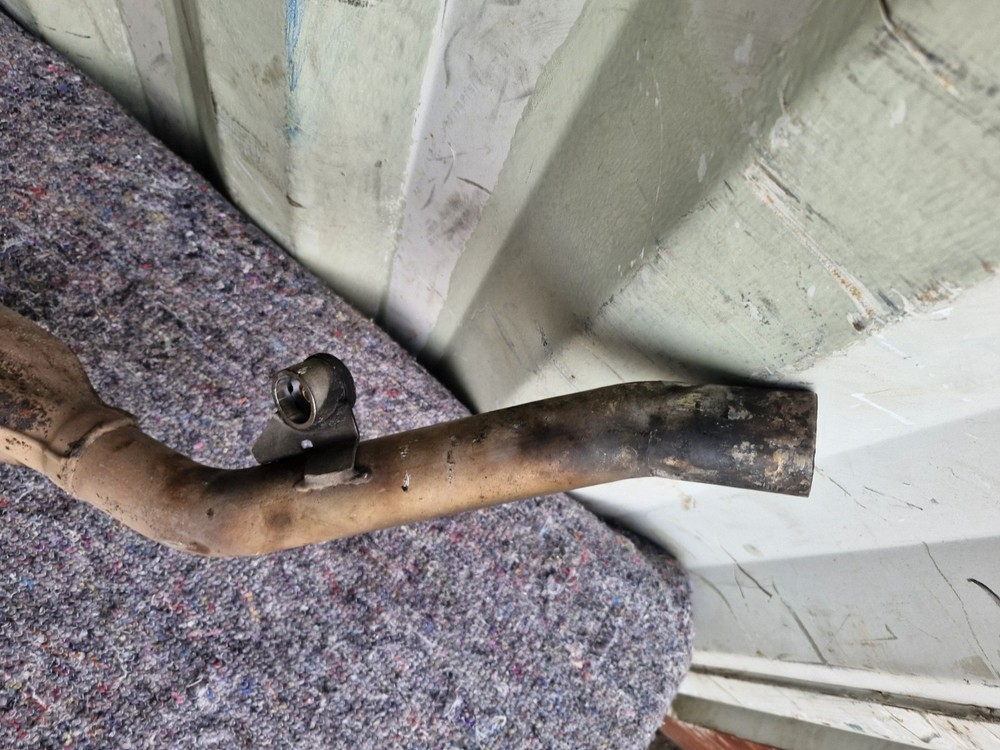 2004 TRIUMPH 955I SPEED TRIPLE EXHAUST DOWNPIPE HEADER FRONT PIPES