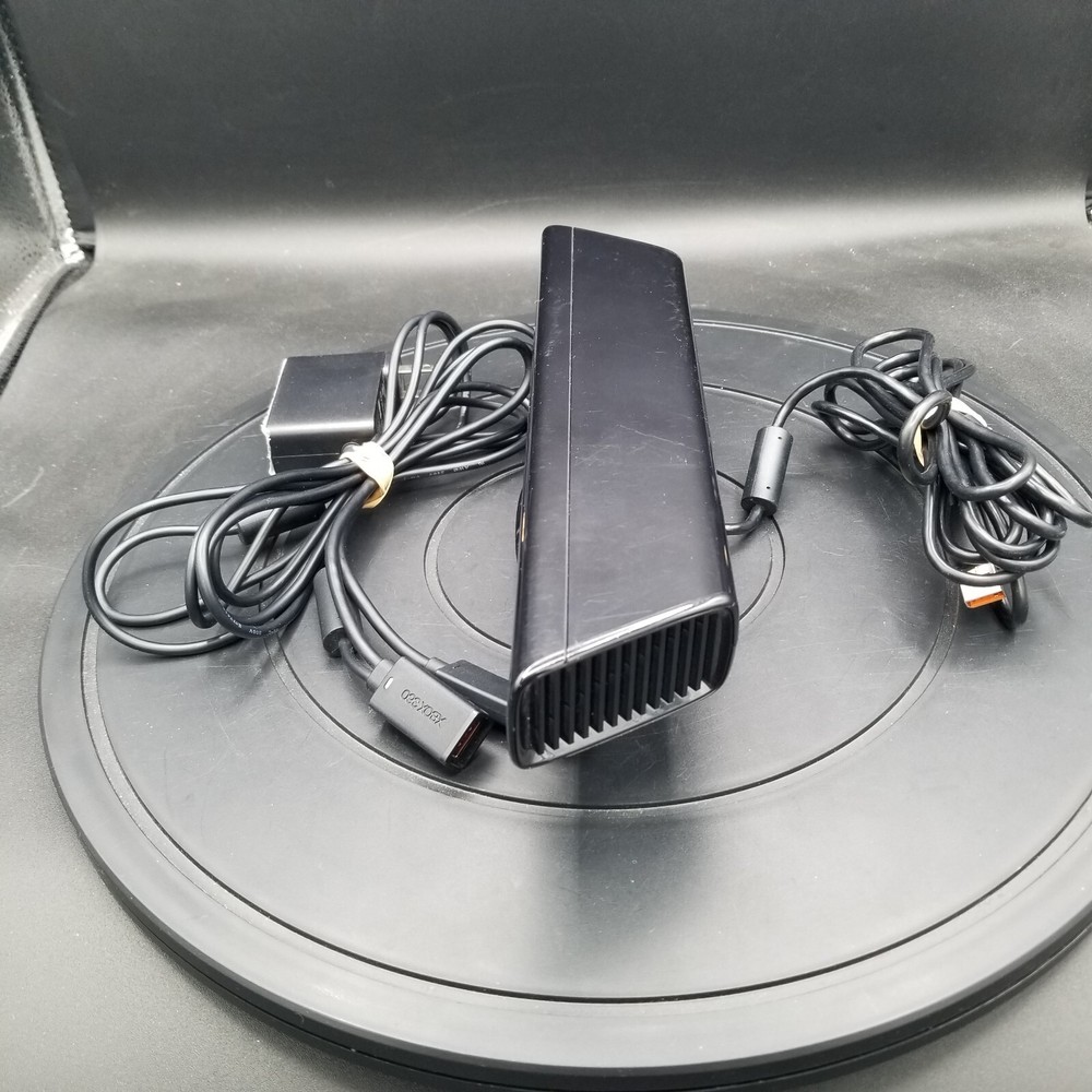 Microsoft Kinect Sensor Bar for Xbox 360 1414 with AC Power Adapter 1429