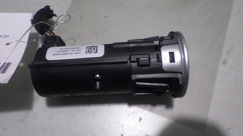 14 CHRYSLER 300 ENGINE START/ STOP SWITCH BUTTON 68207000AB