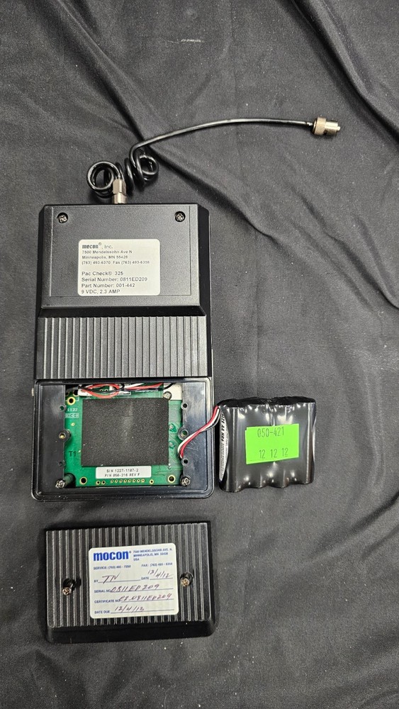 MOCON PAC CHECK 325 Hand-held O2 & CO2 Analyzers -TOOL ONLY- READ DESCRIPTION
