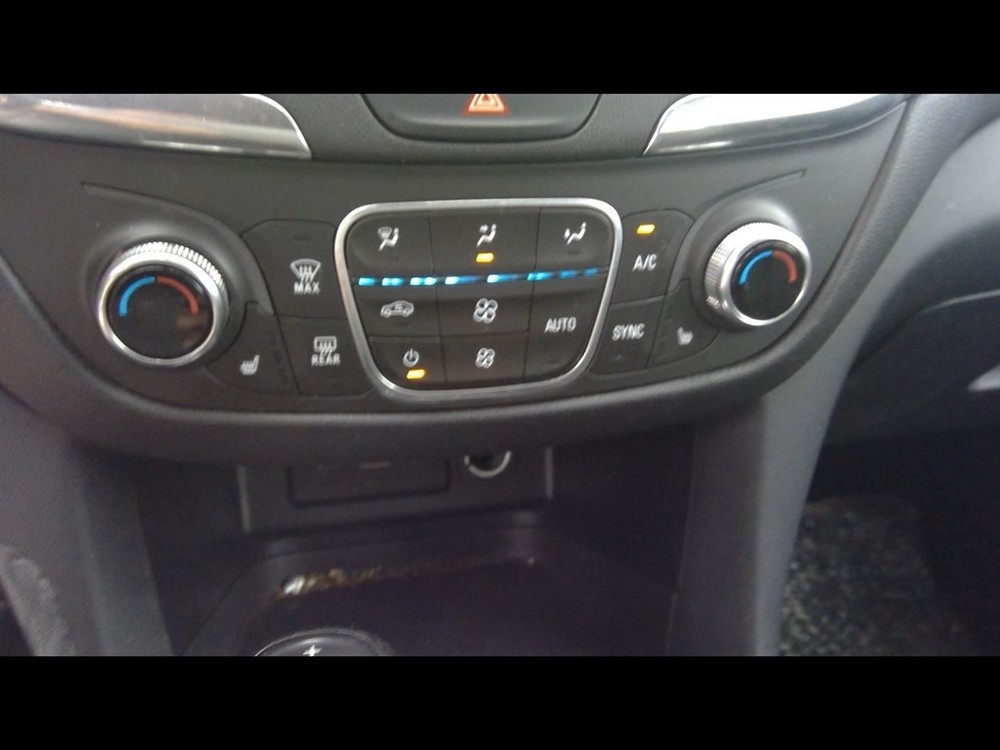 EQUINOX 2019 Air Shutter 1148749