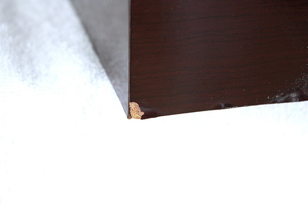 DENON DP-62L TURNTABLE - PLINTH DAMAGE