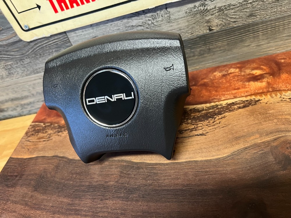 Denali Steering wheel emblem